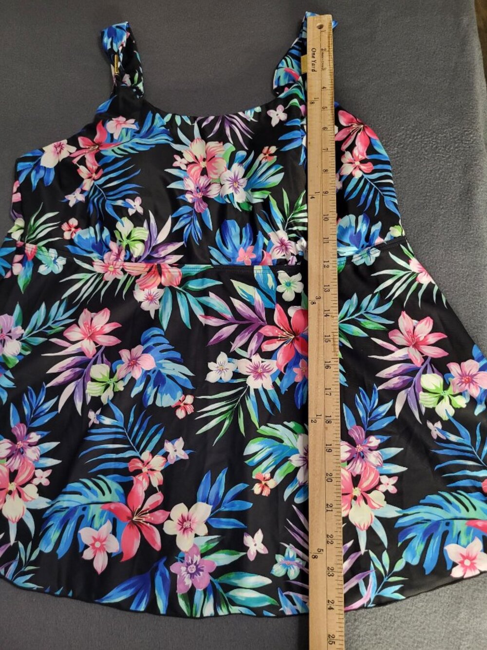 TALISEA Women's SZ XL Tankini Top Built in Shelf Bra Adjustable Straps Floral - Picture 6 of 8